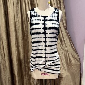 Black and White Tie-Dye Women's Top